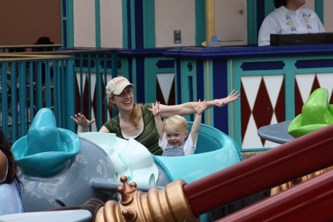Magic Kingdom 5-27-2011 2-18-18 PM