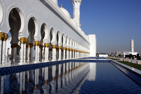 Sheikh Zayyad Mosque 1-7-2012 8-24-27 AM