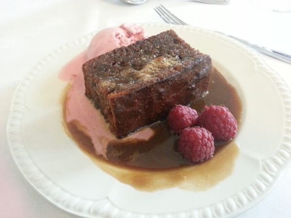 sticky toffee pudding - 2012-07-10T20:17:40