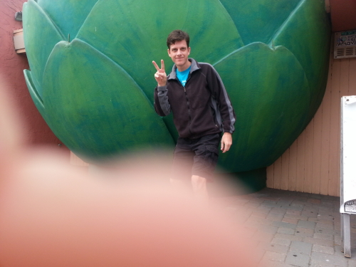 The Giant Artichoke - 2012-08-13T18:40:13 - 7