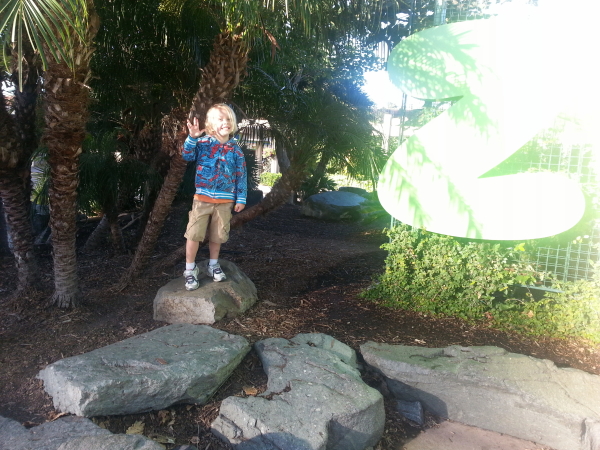 Toren by the entrance to the zoo
