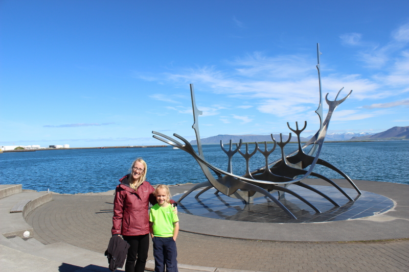 Debi and Toren at Sólfarið