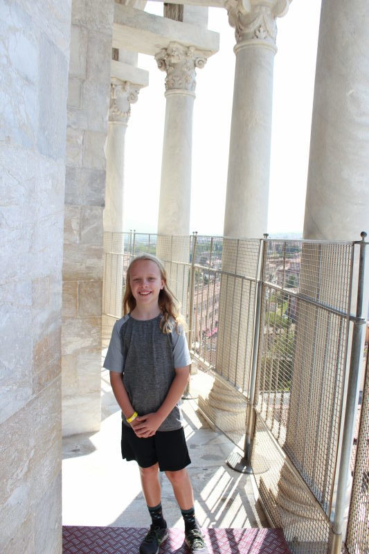 Toren on the Leaning Tower of Pisa